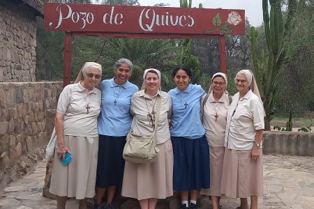 Un Viaggio di Vicinanza e Speranza: Madre Roberta nelle Missioni di Perù e Brasile